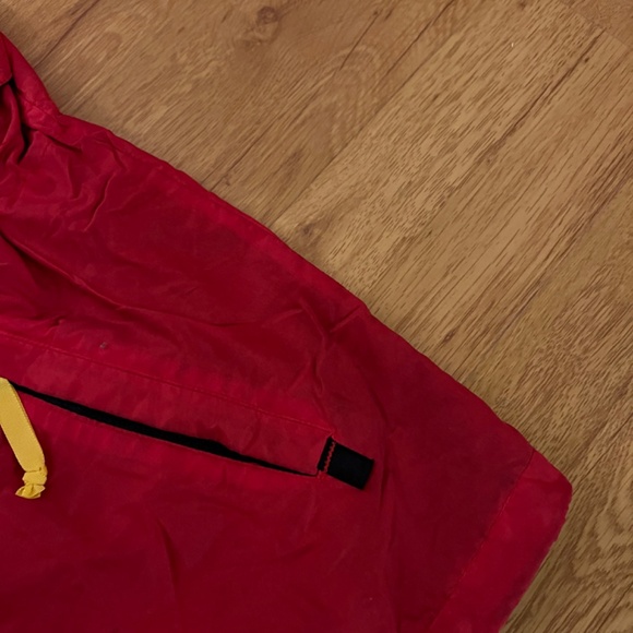 Marlboro Red Vintage Y2K Windbreaker Jacket - Picture 7 of 8